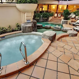 https://nautilus-mooloolaba.hotelssunshinecoast.net