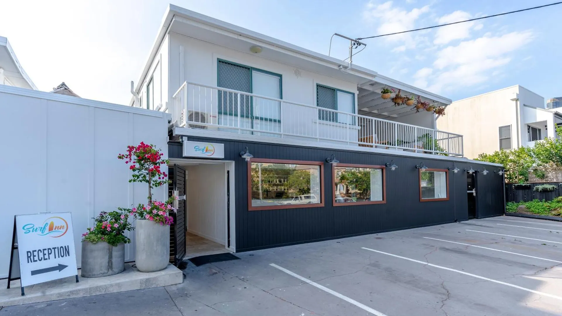 Hostel Surf Inn Boutique Backpackers - Free Breakfast Gold Coast